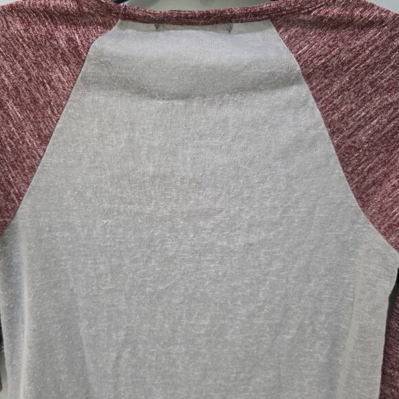Almost Famous Bunny Graphic Raglan Tee – Women’s Small Grey & Burgundy - Picture 8 of 9